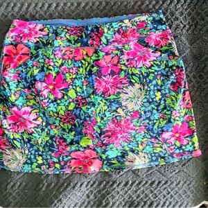 Lilly Pulitzer floral print skort Size L EUC!!!